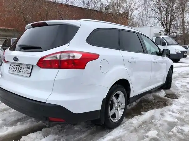 Фото автомобиля FORD FOCUS, 2012 — госномер К339ТО716. Цвет: Белый