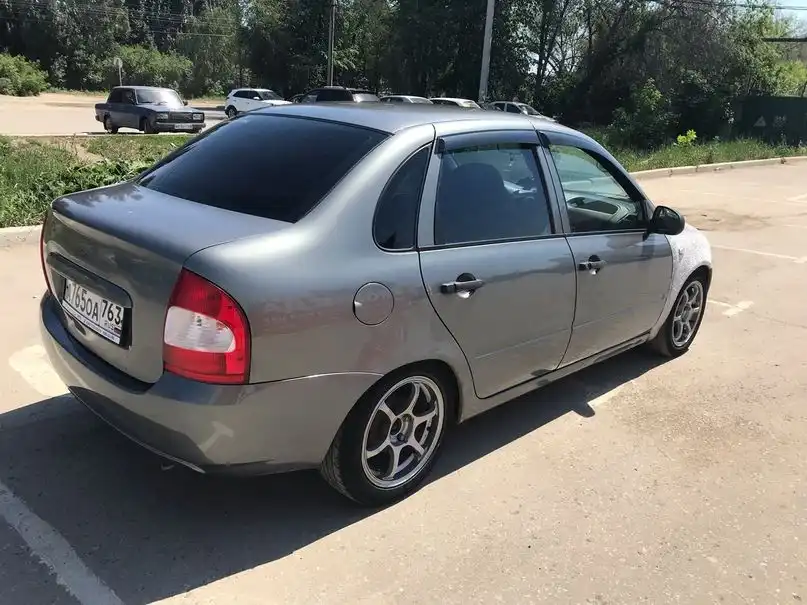Фото автомобиля LADA 2170 PRIORA, 2010 — госномер М765ОА763. Цвет: Темно-зеленый