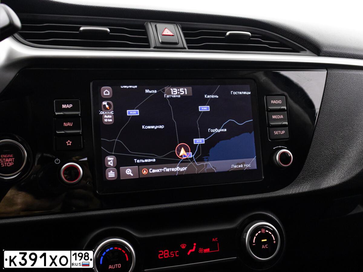 Фото автомобиля KIA RIO, 2021 — госномер С752ОМ198. Цвет: ЧЕРНЫЙ
