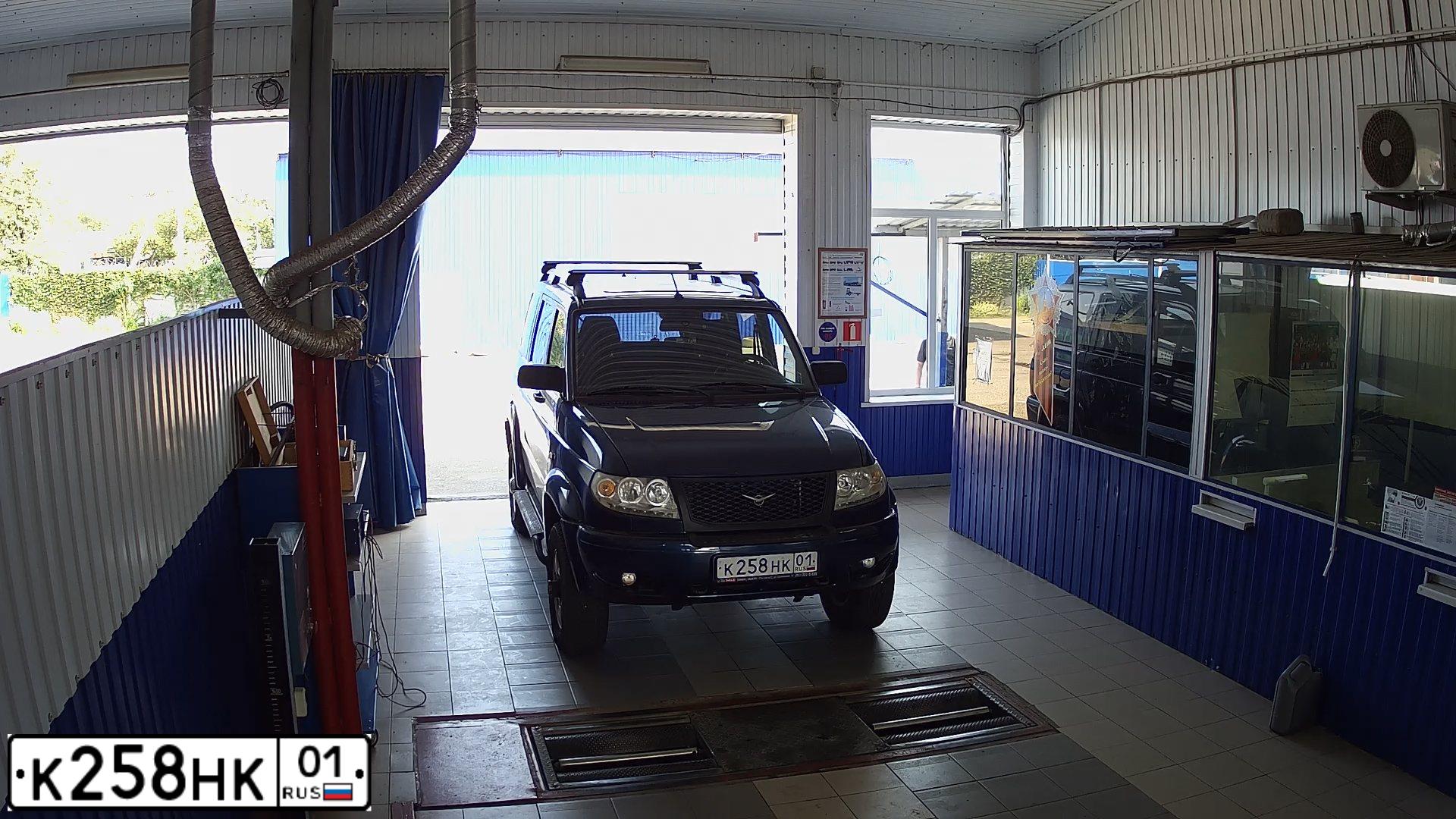 Фото автомобиля UAZ 3163 PATRIOT, 2014 — госномер К258НК01. Цвет: ОКЕАН МЕТАЛЛИК