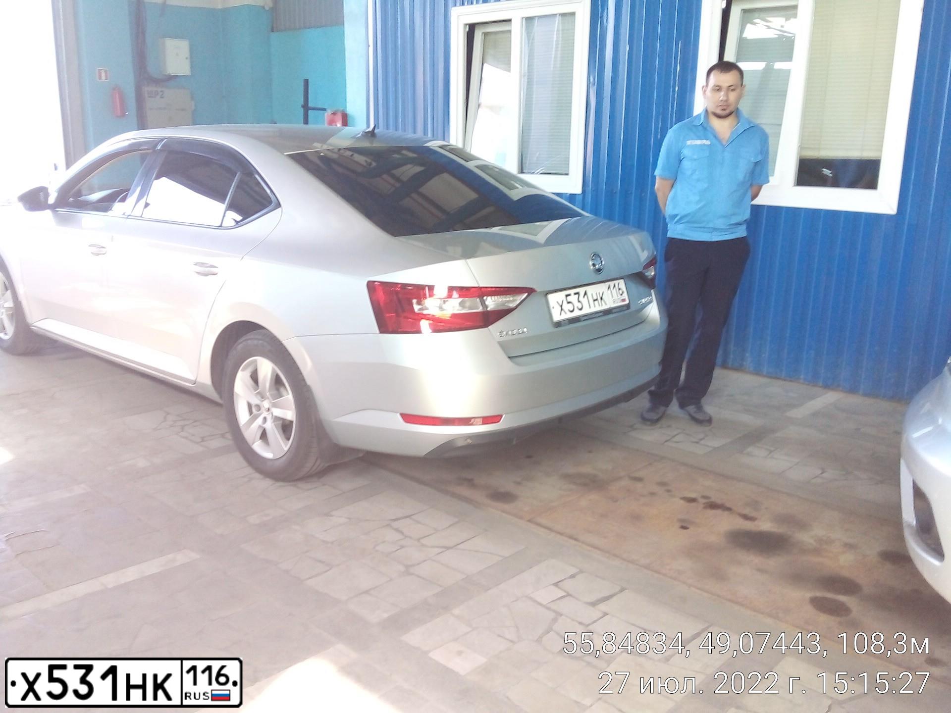 Фото автомобиля SKODA SUPERB, 2016 — госномер Н104ЕС21