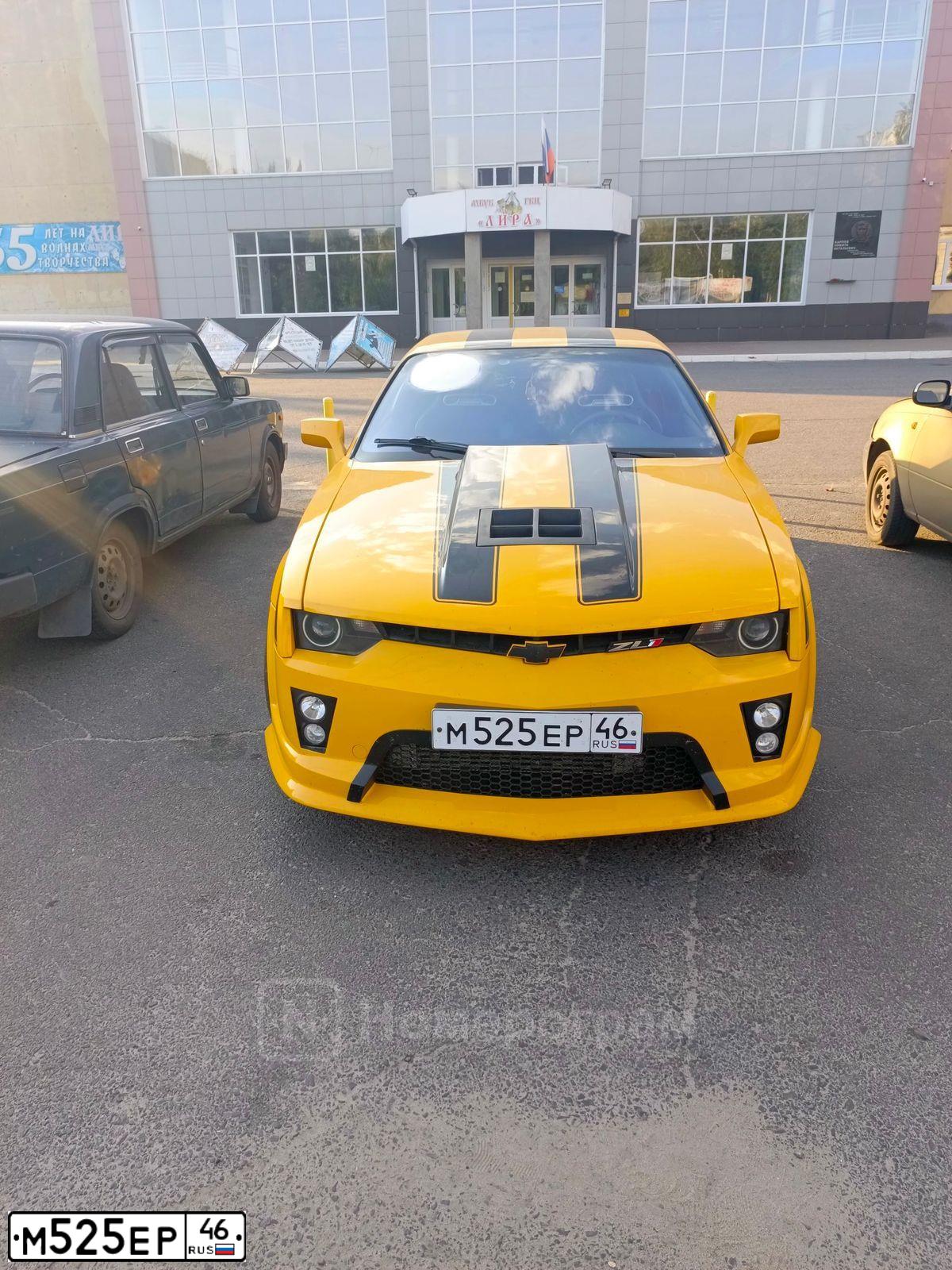 Фото автомобиля LADA 2115 SAMARA, 2002 — госномер М525ЕР46. Цвет: СЕРЕБРИСТО-ЖЕЛТО-ЗЕЛЕНЫЙ