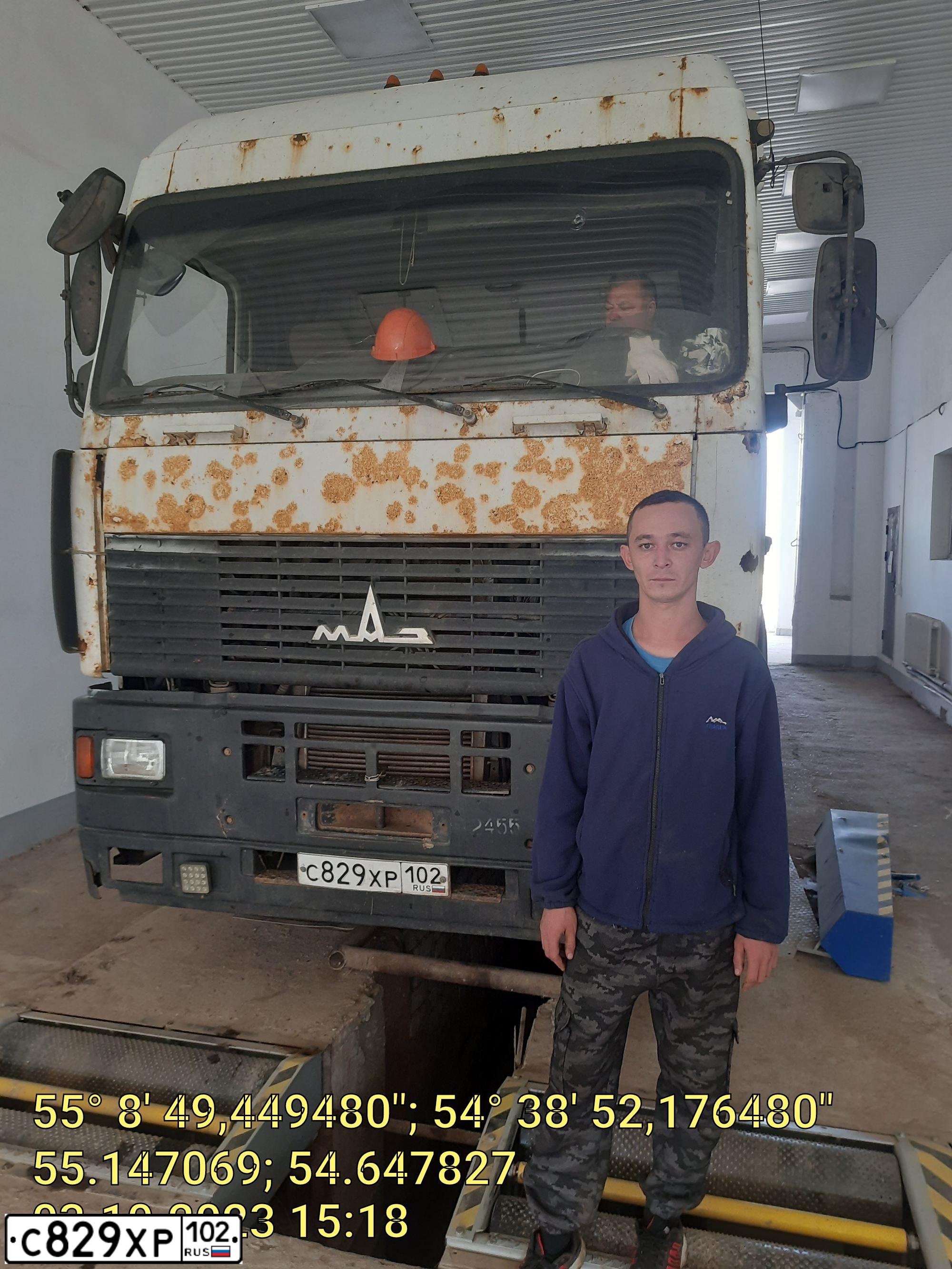 Фото автомобиля MAZ 5440 /4X2/, 2012 — госномер В444РР102. Цвет: БЕЛЫЙ