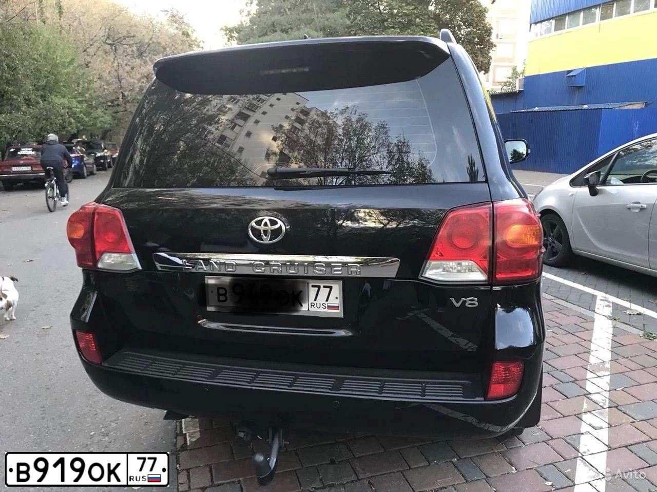Фото автомобиля KIA RIO, 2012 — госномер В919ОК77. Цвет: БЕЖЕВЫЙ