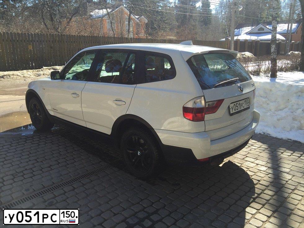 Фото автомобиля BMW X3, 2009 — госномер В369УТ161. Цвет: БЕЛЫЙ