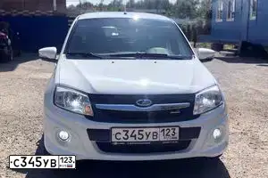 Фото автомобиля LADA 2190 GRANTA, 2018 — госномер Р089ВМ05. Цвет: БЕЛЫЙ