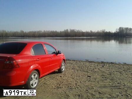 Фото автомобиля CHEVROLET AVEO, 2007 — госномер А919ТК22. Цвет: КРАСНЫЙ