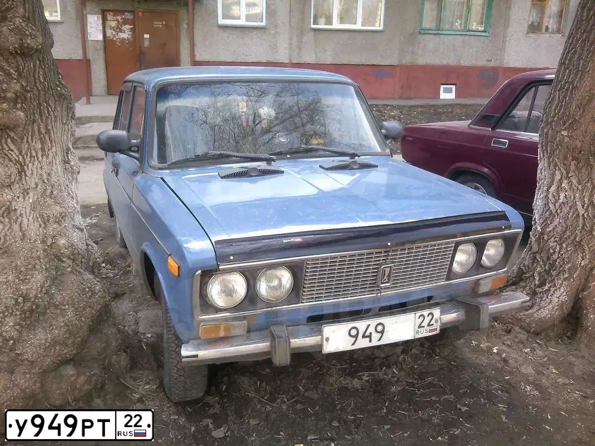 Фото автомобиля FORD D FOCUS, 2006 — госномер У949РТ22. Цвет: Белый