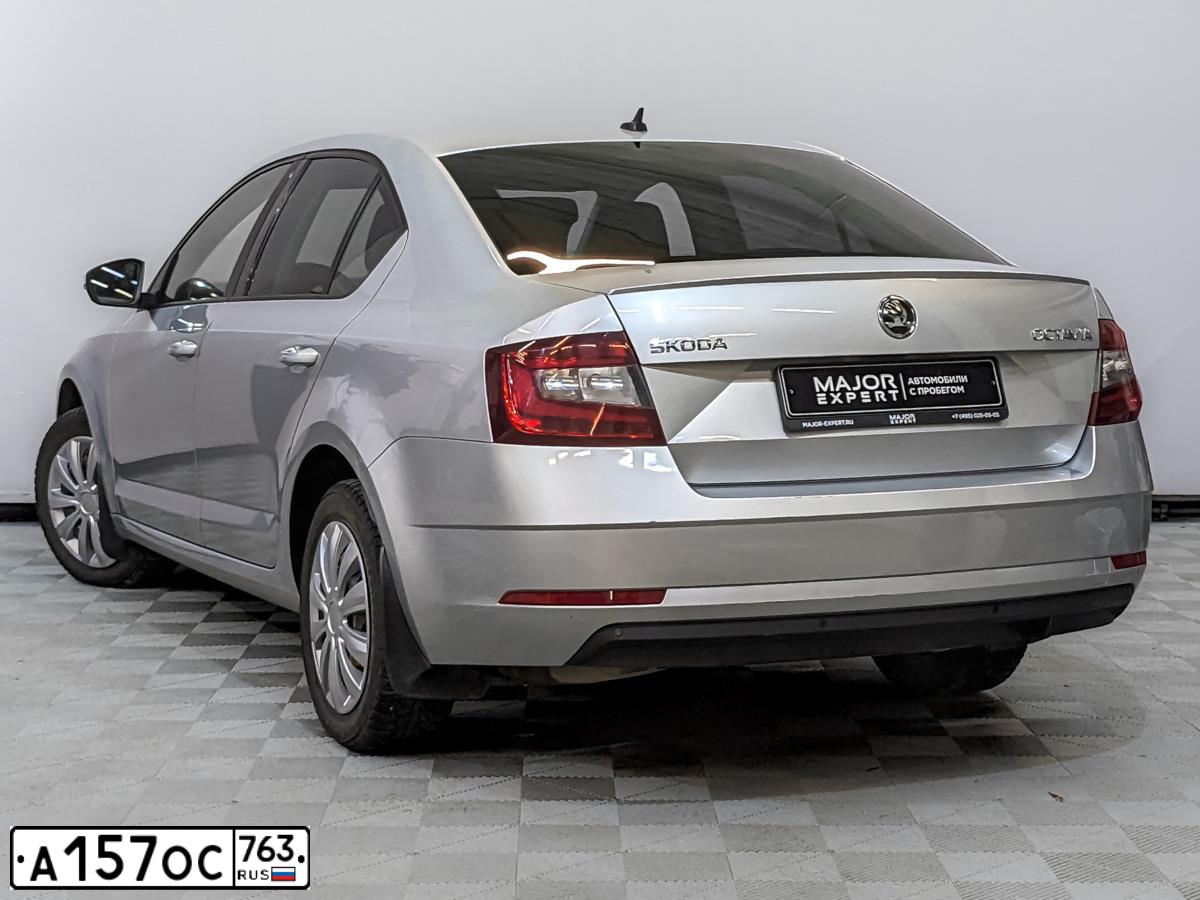 Фото автомобиля SKODA OCTAVIA, 2018 — госномер Т118ТХ790. Цвет: СЕРЕБРИСТЫЙ