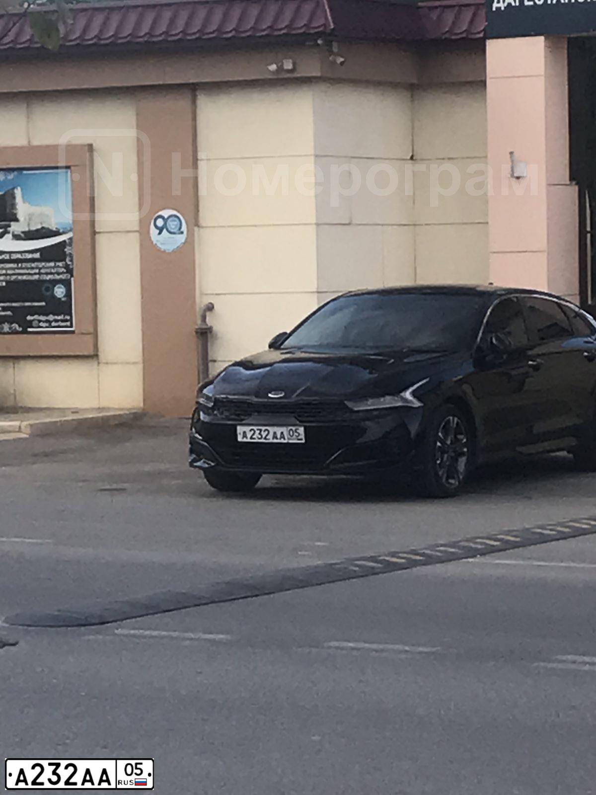 Фото автомобиля TOYOTA CAMRY, 2008 — госномер С566СО124. Цвет: ЧЕРНЫЙ