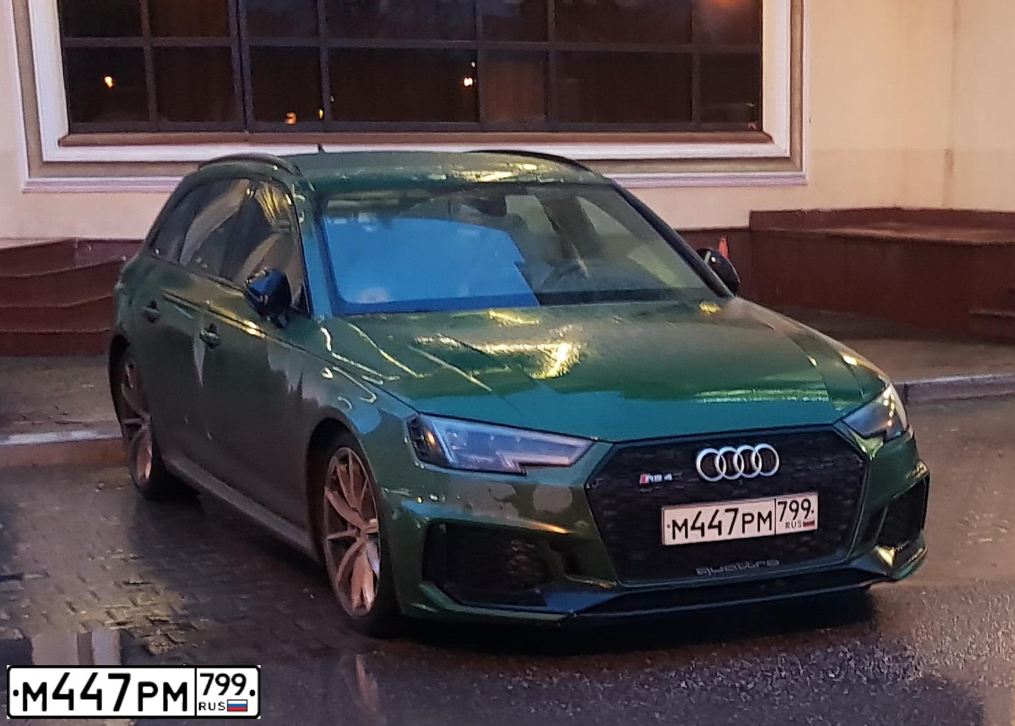 Фото автомобиля AUDI RS4, 2019 — госномер Т169СС797. Цвет: ЗЕЛЕНЫЙ
