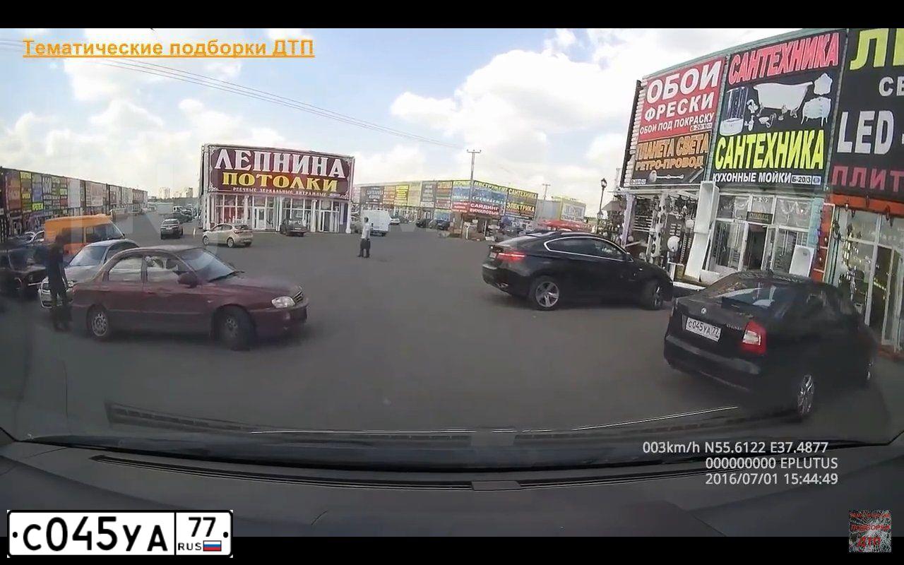 Фото автомобиля SKODA OCTAVIA, 2013 — госномер Т906СХ58. Цвет: ЧЕРНЫЙ