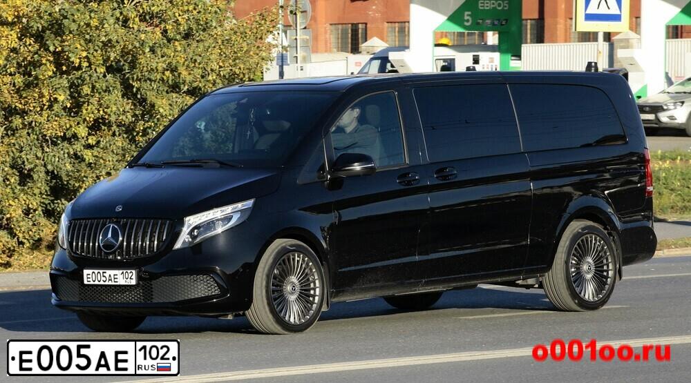 Фото автомобиля VOLKSWAGEN TOUAREG, 2008 — госномер Р888ТО16. Цвет: ЧЕРНЫЙ