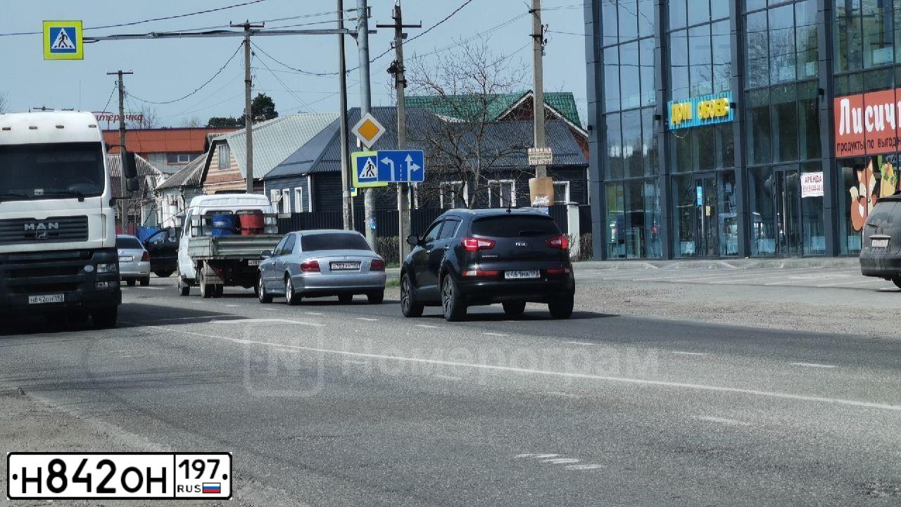Фото автомобиля SCANIA SERIE P /6X4/, 2008 — госномер В605МУ799. Цвет: ЗЕЛЕНЫЙ