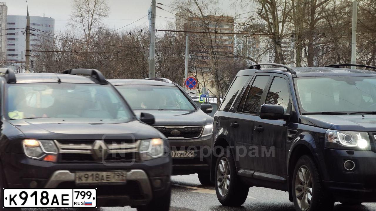 Фото автомобиля RENAULT DUSTER, 2017 — госномер К918АЕ799. Цвет: ЧЕРНЫЙ