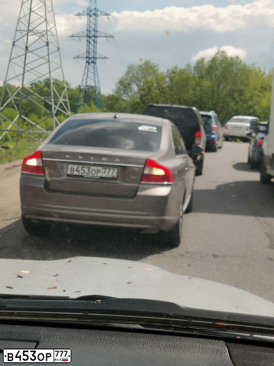 Фото автомобиля VOLVO S80, 2012 — госномер В453ОР777. Цвет: КОРИЧНЕВЫЙ СВЕТЛЫЙ