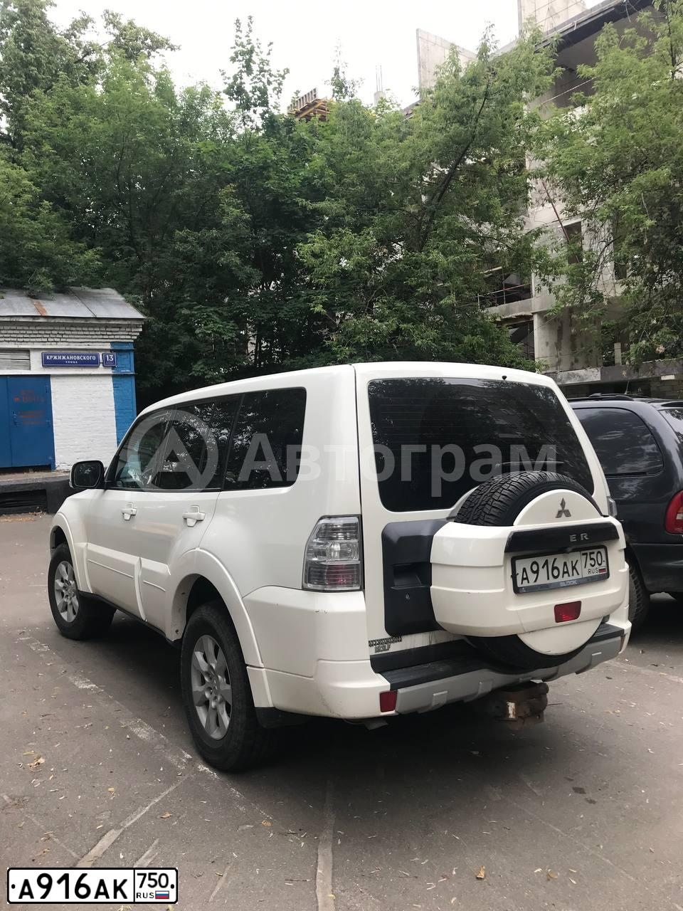 Фото автомобиля MITSUBISHI PAJERO LWB, 2010 — госномер У771РВ761