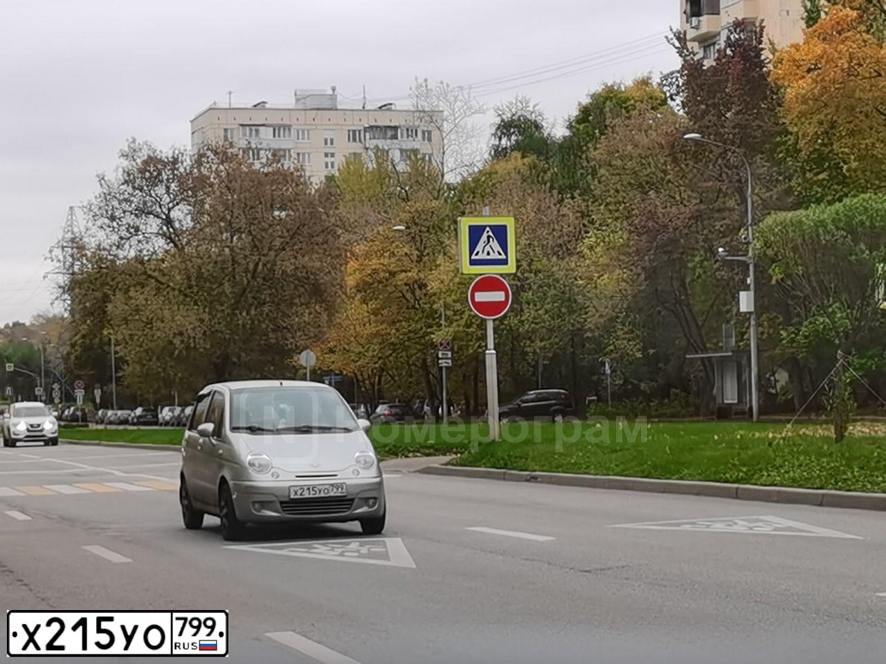 Фото автомобиля DAEWOO MATIZ, 2005 — госномер У976КА799. Цвет: СЕРЕБРИСТЫЙ