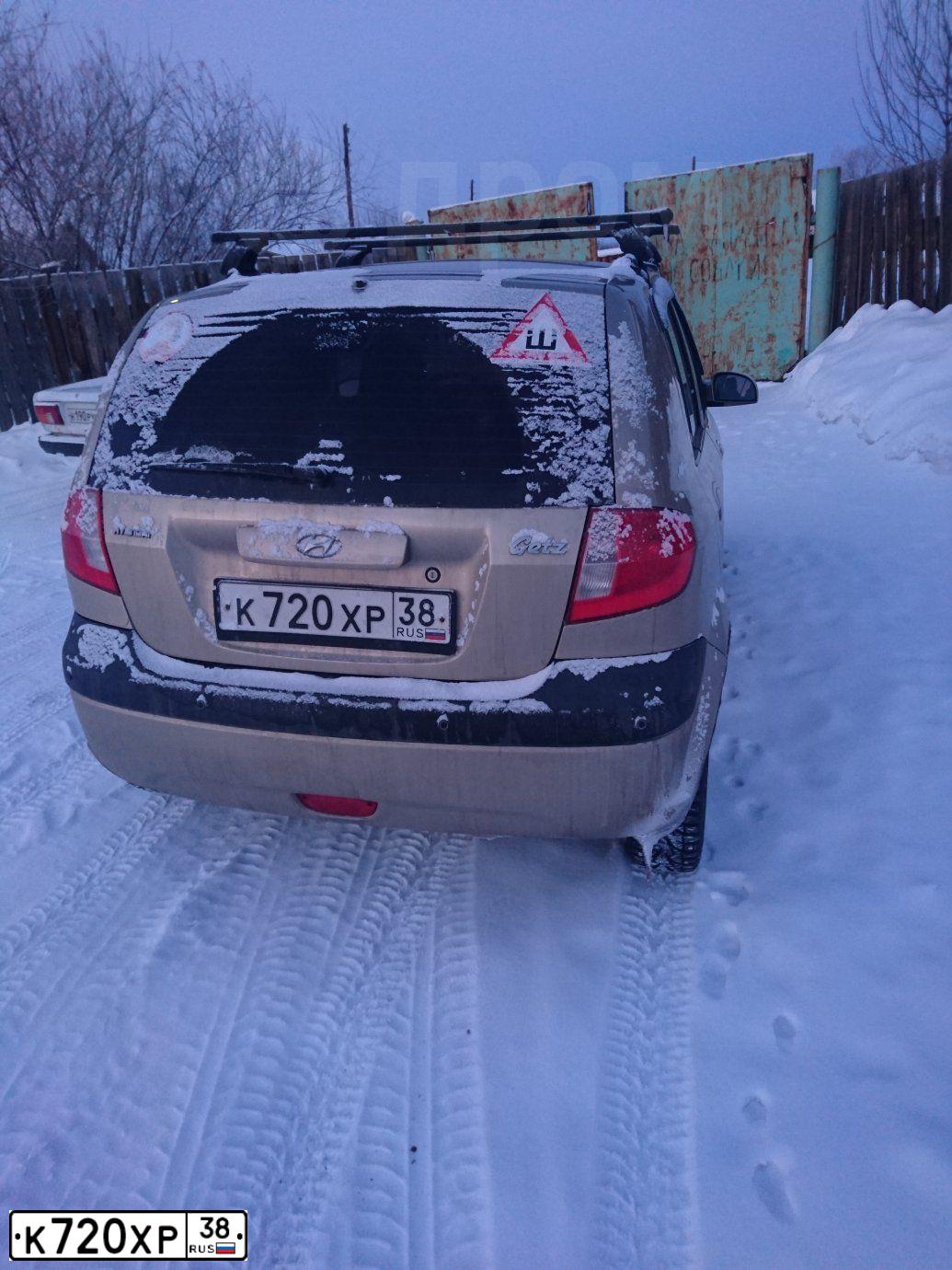 Фото автомобиля HYUNDAI GETZ, 2008 — госномер К720ХР38. Цвет: БЕЖЕВЫЙ