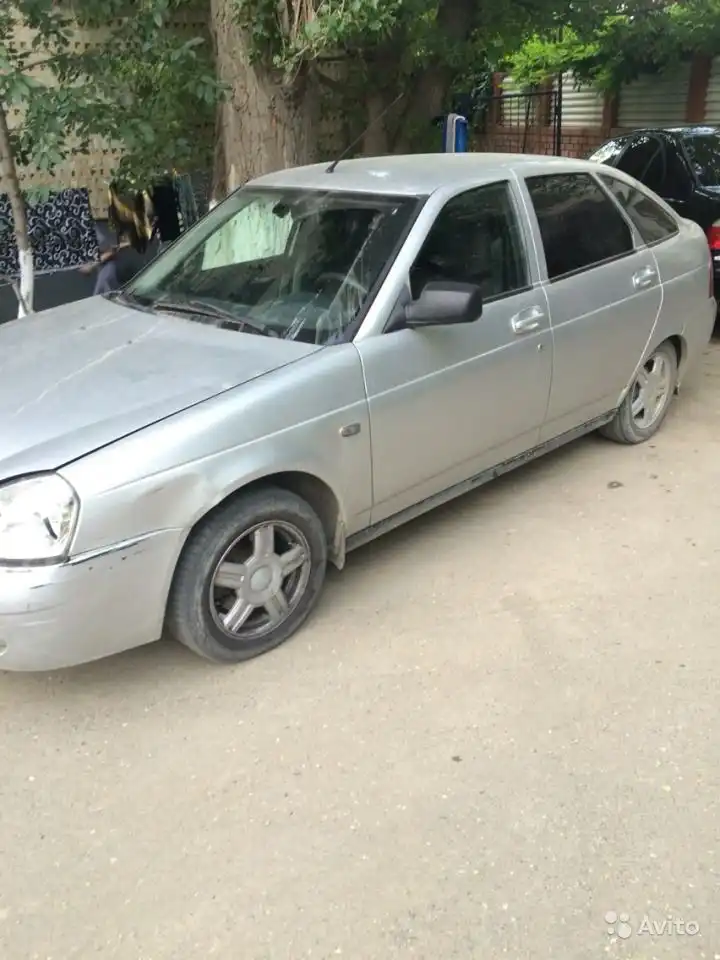 Фото автомобиля LADA 2170 PRIORA, 2010 — госномер М071ТС95. Цвет: Сине-Черный