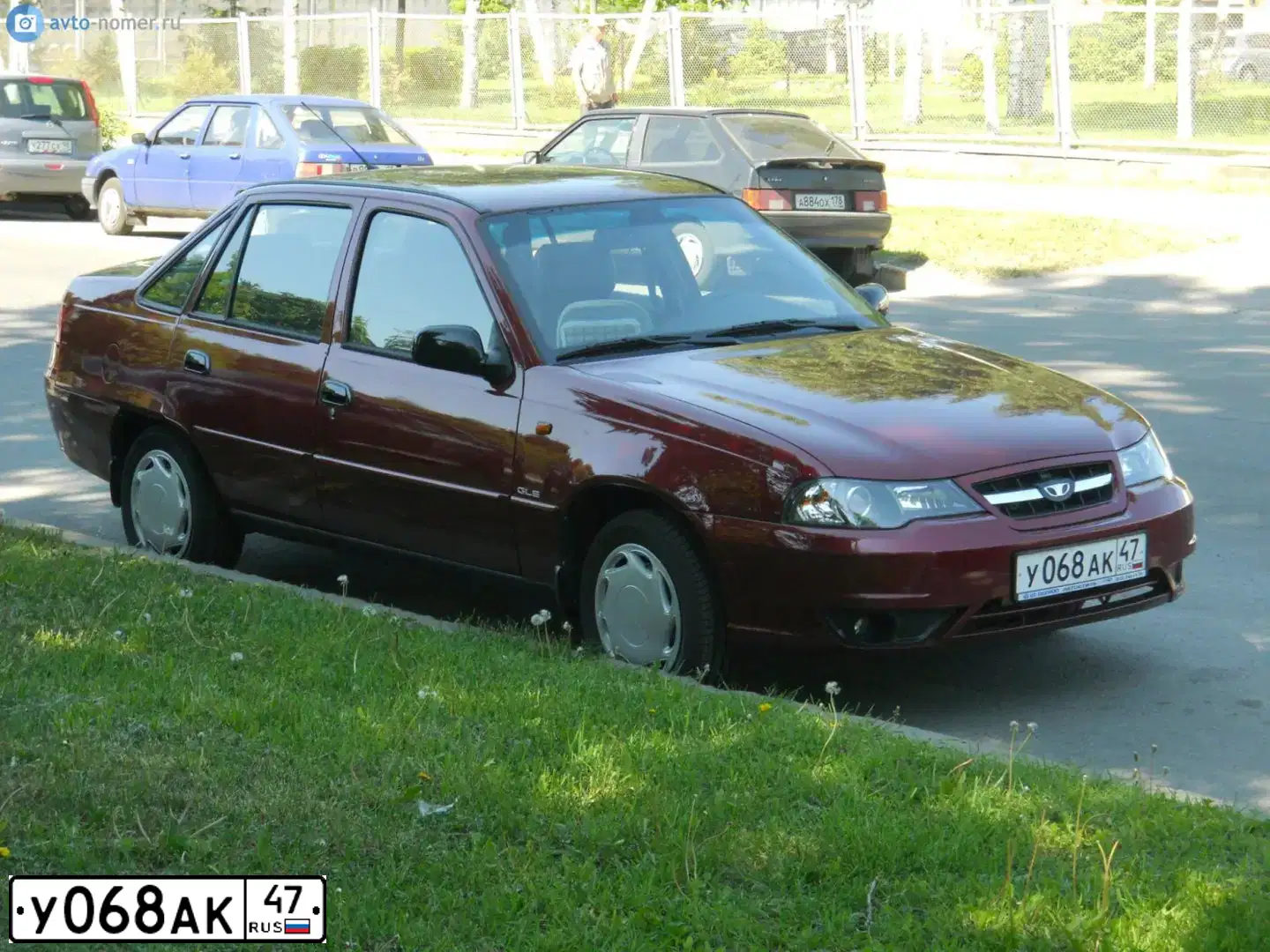 Фото автомобиля DAEWOO NEXIA, 2011 — госномер О708СК69. Цвет: СПЕЛАЯ ВИШНЯ