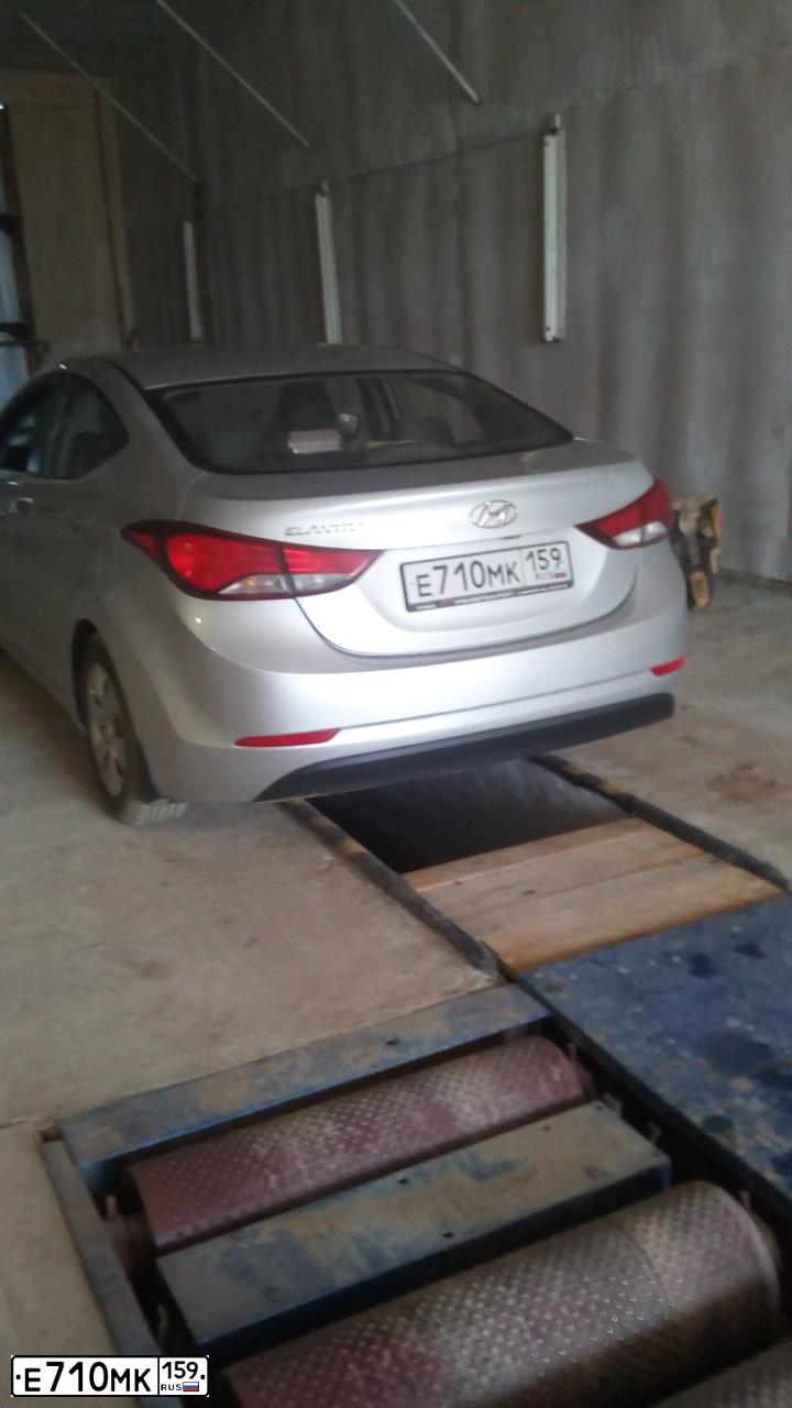 Фото автомобиля HYUNDAI ELANTRA, 2013 — госномер Е710МК159