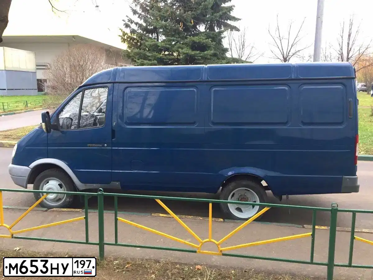 Фото автомобиля MERCEDES CLA-KLASSE, 2013 — госномер М653НУ196. Цвет: СЕРЫЙ
