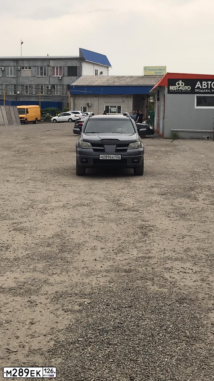 Фото автомобиля MITSUBISHI OUTLANDER, 2006 — госномер С635ЕА07. Цвет: СЕРЫЙ