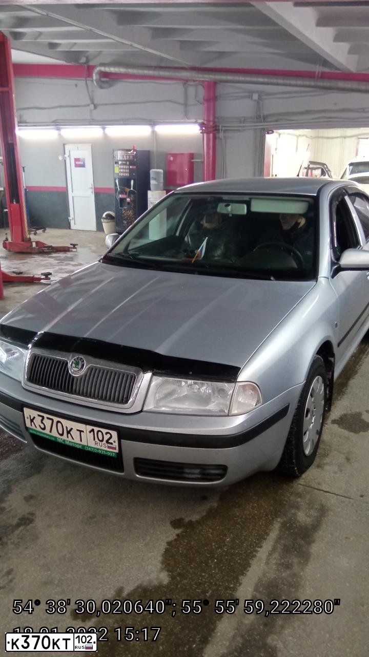 Фото автомобиля SKODA OCTAVIA, 2008 — госномер К370КТ102. Цвет: СЕРЕБРИСТЫЙ