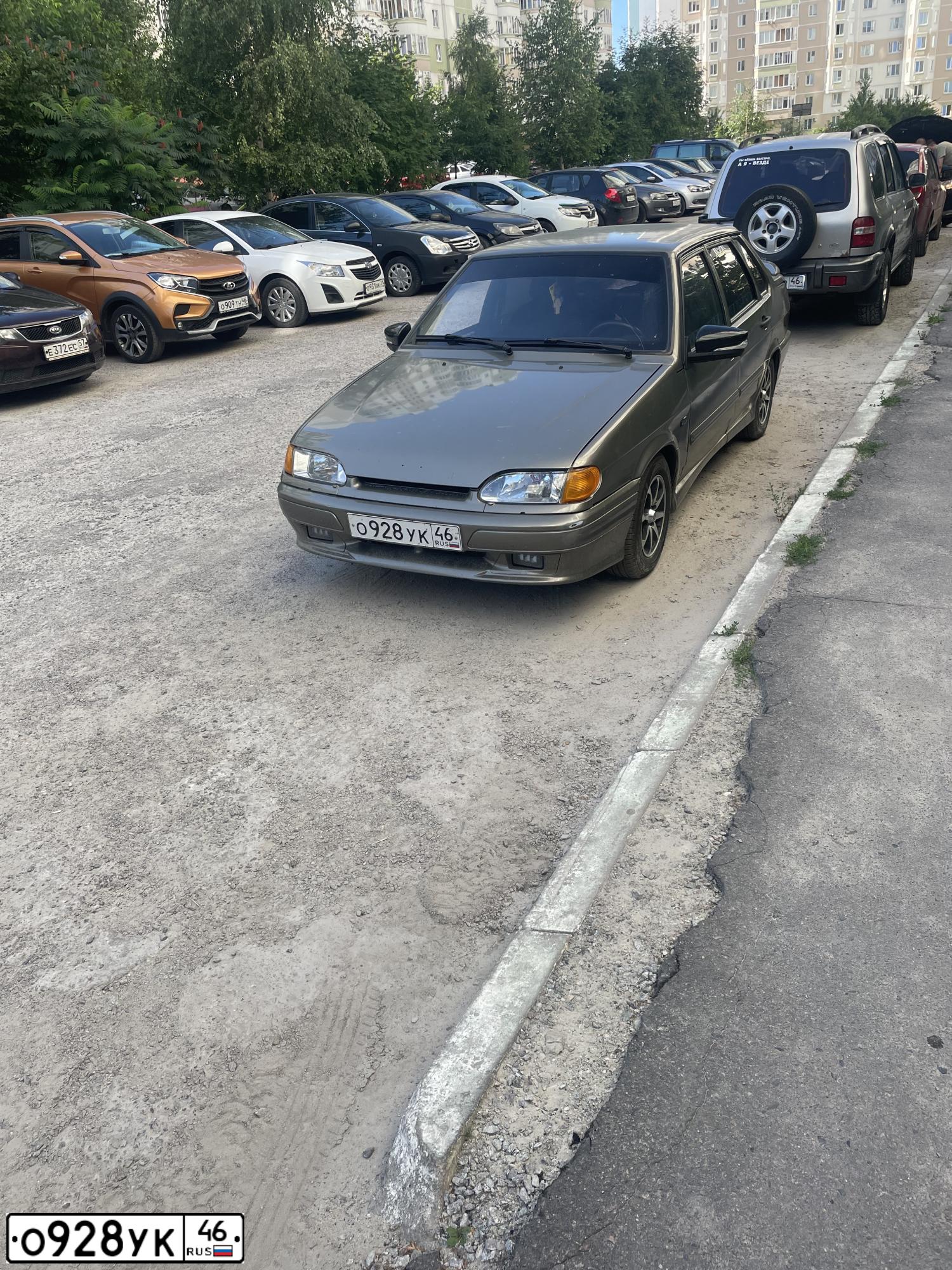 Фото автомобиля LADA 2115 SAMARA, 2008 — госномер О928УК46. Цвет: СЕРО-БЕЖЕВЫЙ