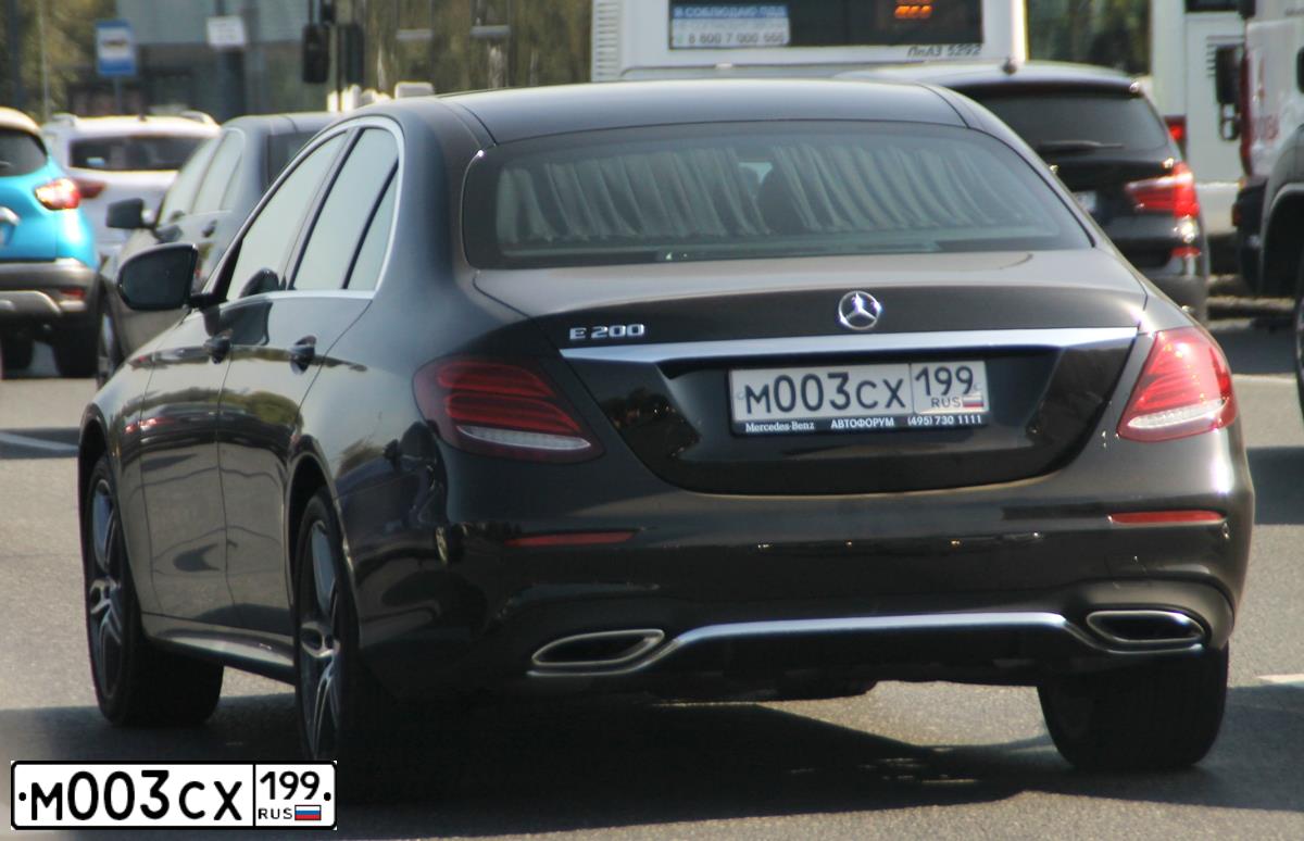 Фото автомобиля MERCEDES-BENZ E200, 2016 — госномер К042ОА193. Цвет: ЧЕРНЫЙ