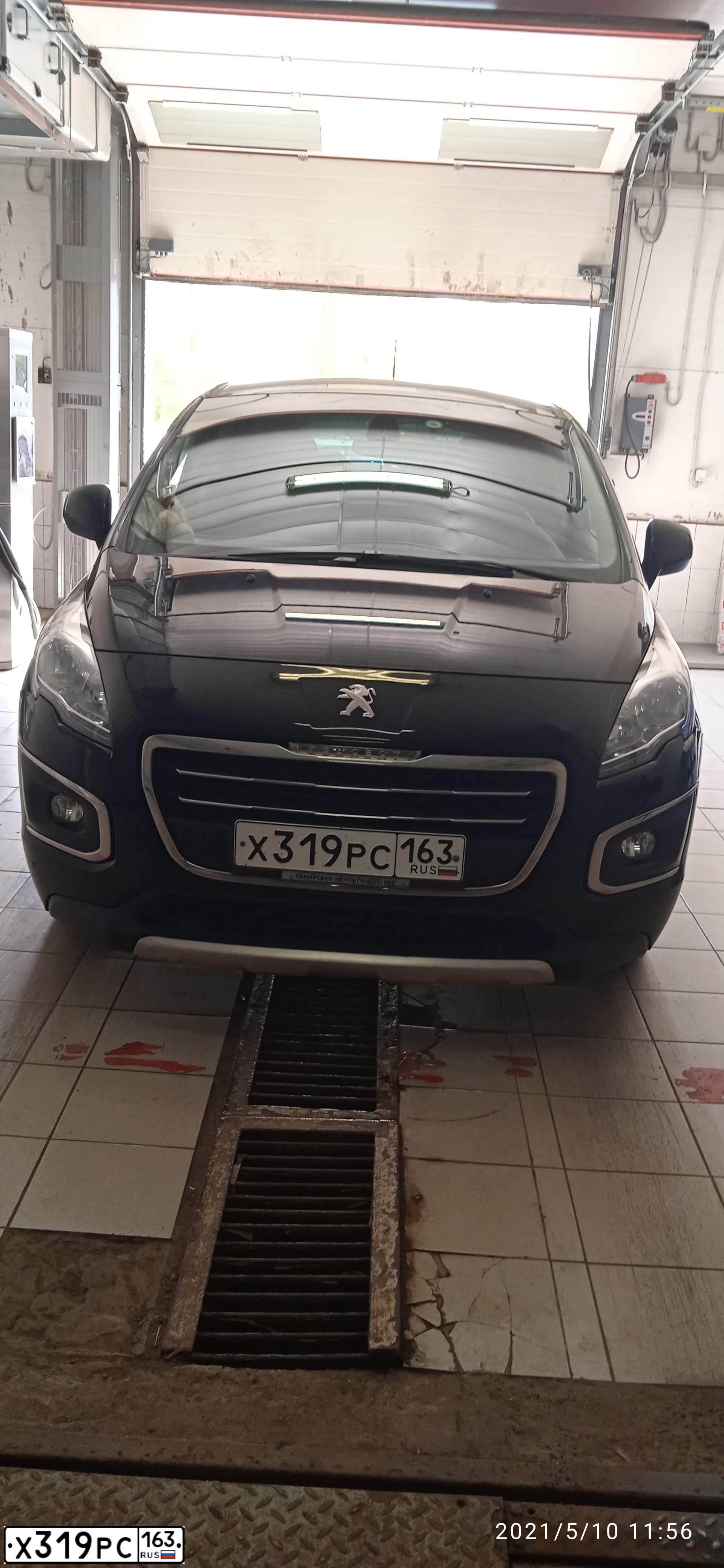 Фото автомобиля PEUGEOT 3008, 2016 — госномер Х319РС163. Цвет: ЧЕРНЫЙ