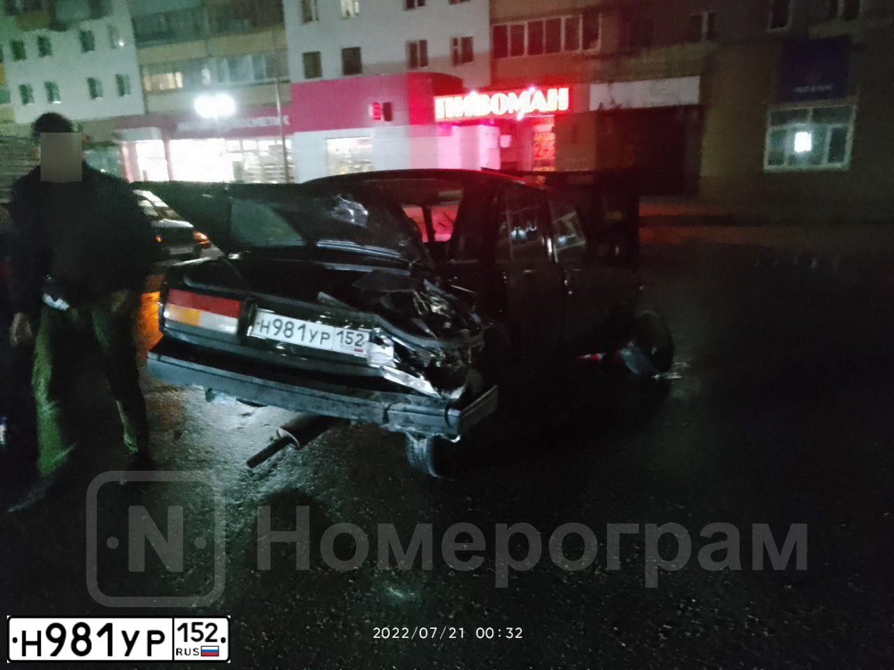 Фото автомобиля LADA 2107, 2010 — госномер Н981УР152. Цвет: Темно-зеленый