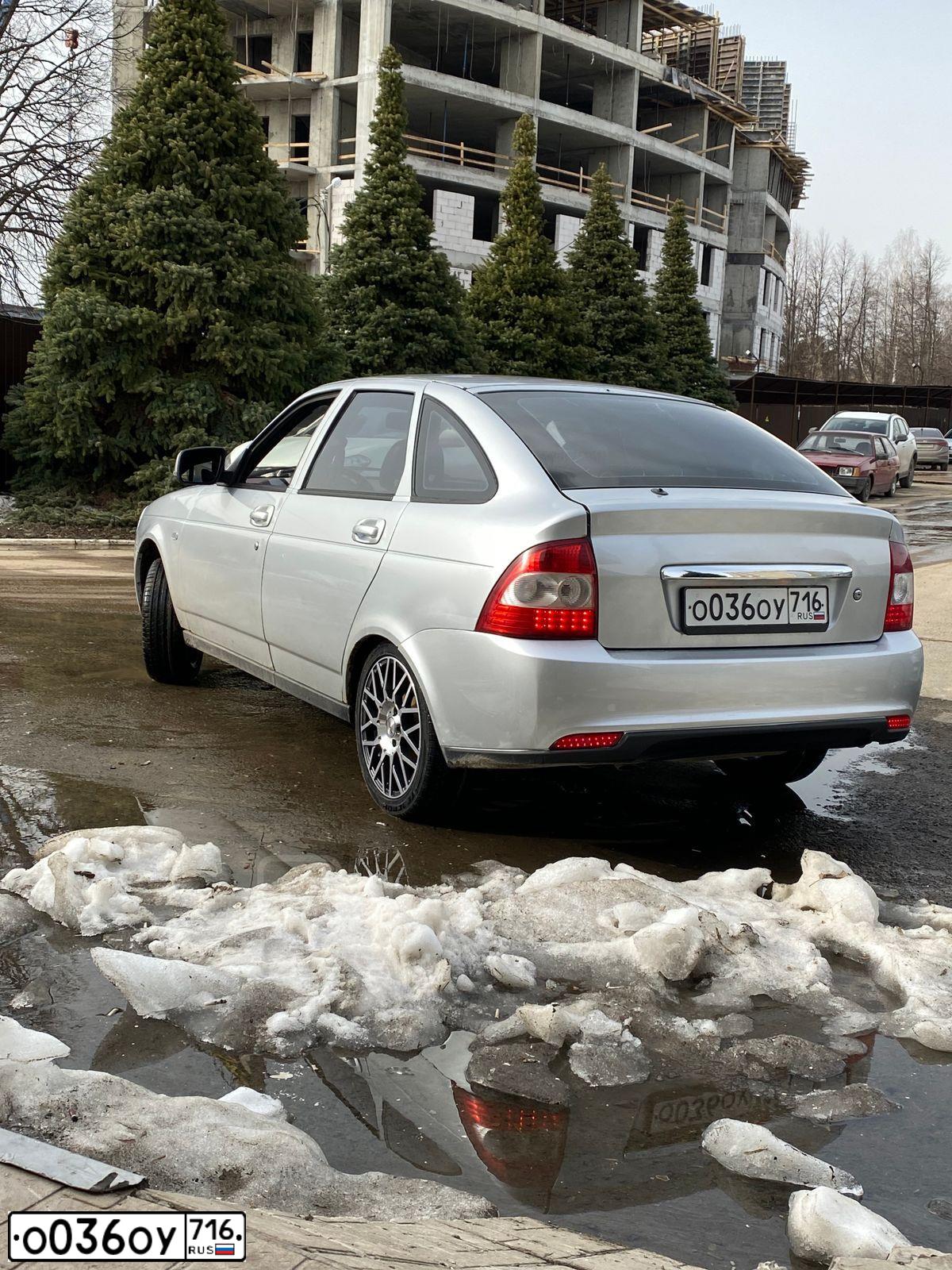 Фото автомобиля LADA 2172 PRIORA, 2009 — госномер Р447ТР16. Цвет: СВЕТЛО-СЕРЕБРИСТЫЙ МЕТАЛЛ