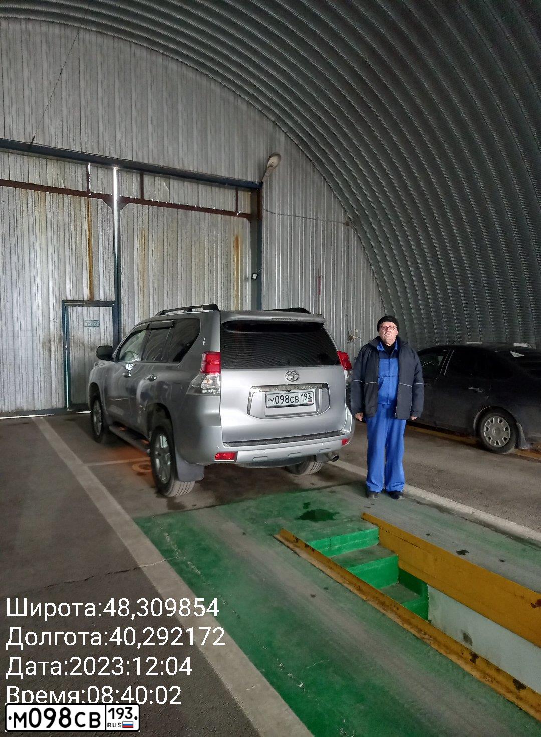 Фото автомобиля TOYOTA LAND CRUISER PRADO, 2013 — госномер Е121НК761