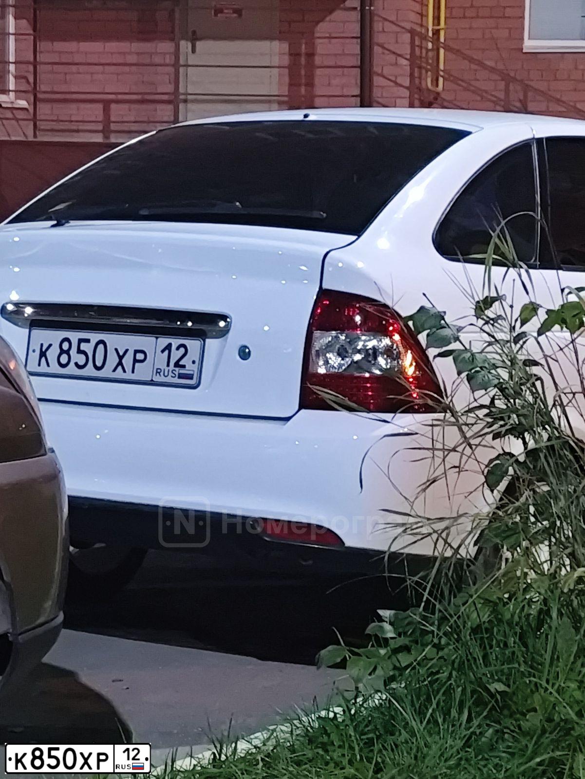 Фото автомобиля LADA 2172 PRIORA, 2013 — госномер К850ХР12. Цвет: Белый