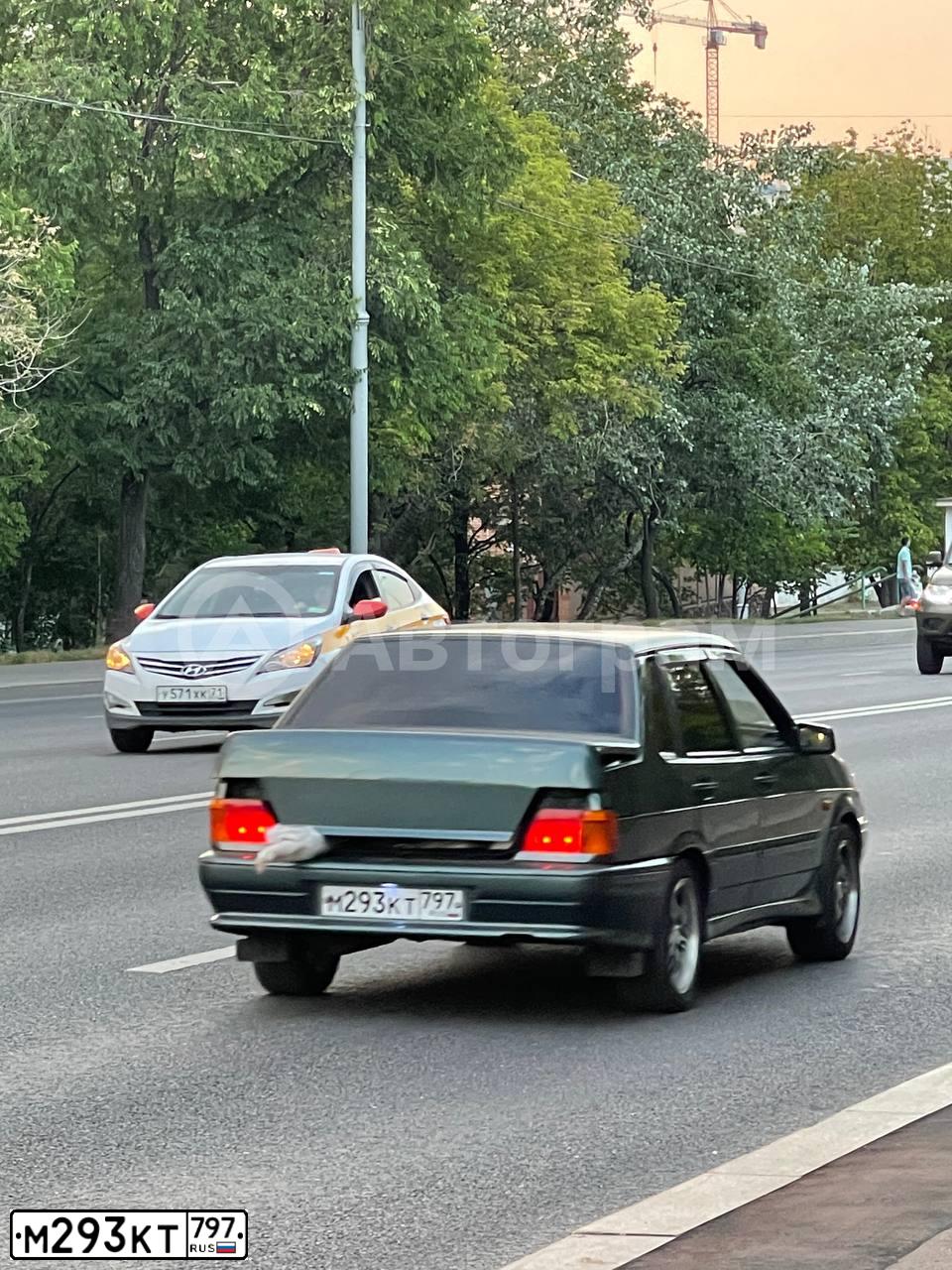 Фото автомобиля LADA 2115, 2011 — госномер А972ХО790. Цвет: Серо-сине-зеленый