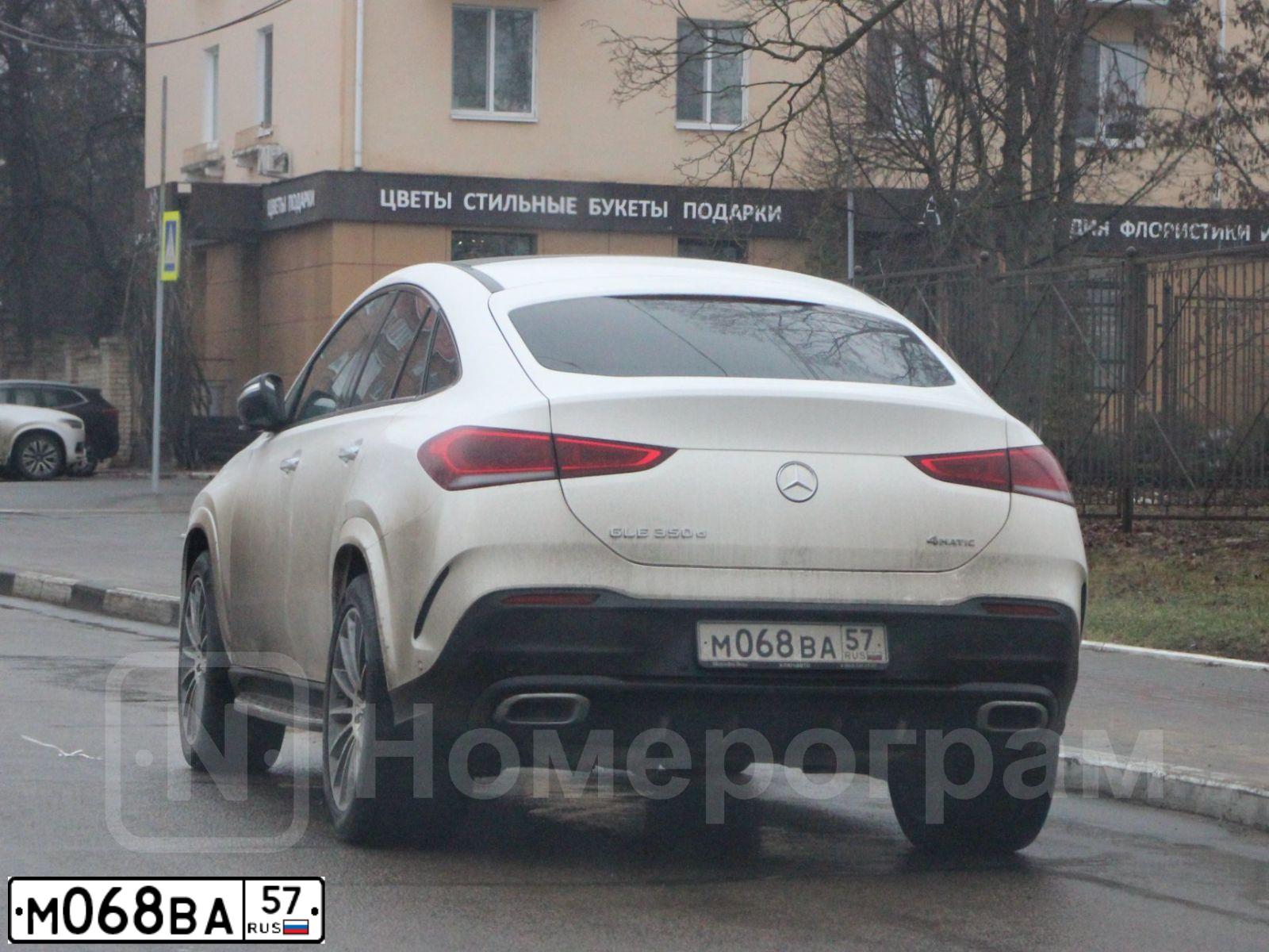 Фото автомобиля MERCEDES - BENZ БЕЗ МОДЕЛИ GLЕ 350 D 4МАТIС, 2021 — госномер М068ВА57. Цвет: Белый