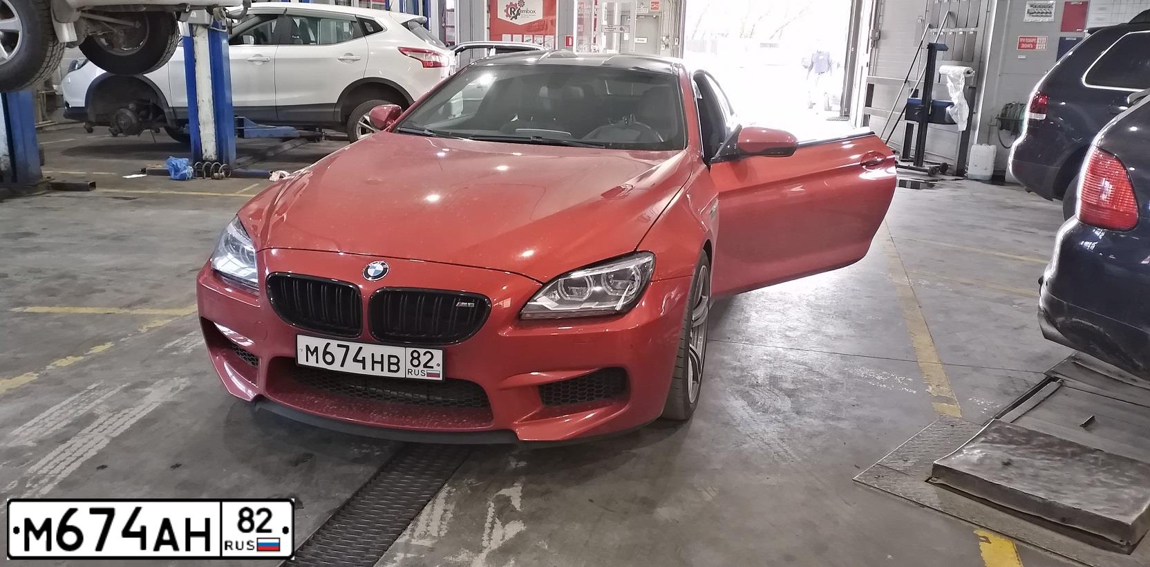 Фото автомобиля БМВ BMW M6, 2013 — госномер М388МС136. Цвет: КРАСНЫЙ