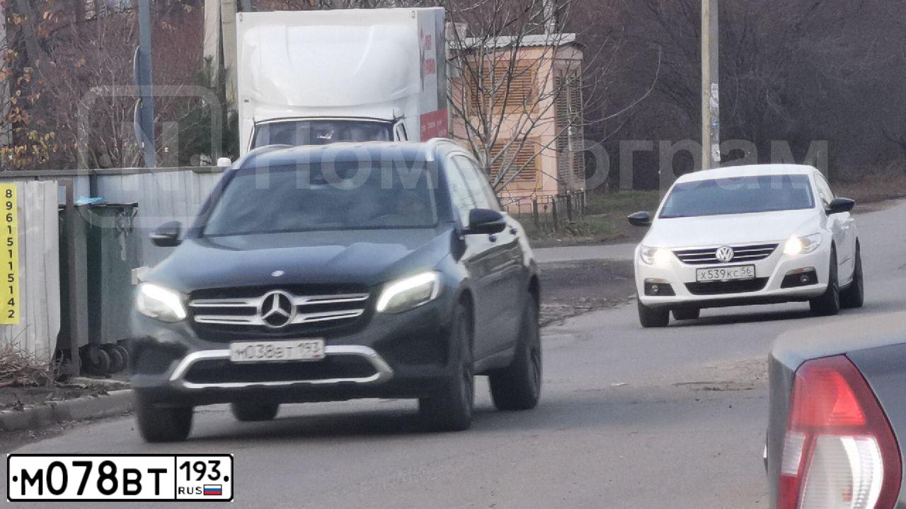 Фото автомобиля LADA 211340 LADA SAMARA, 2011 — госномер Р095ОВ193. Цвет: БЕЛЫЙ