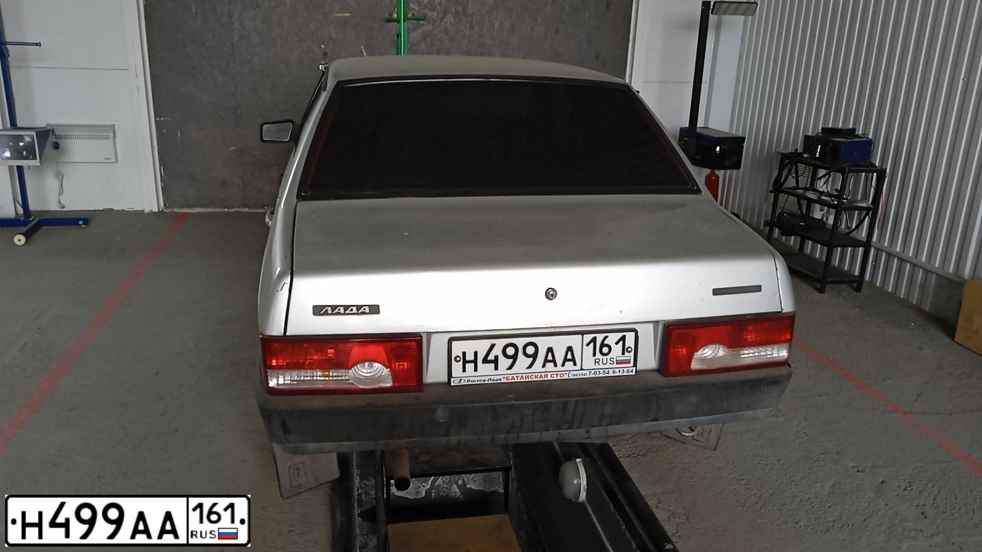 Фото автомобиля LADA 2109 SAMARA, 2001 — госномер Н499АА161. Цвет: БЕЛЫЙ СВЕТЛЫЙ
