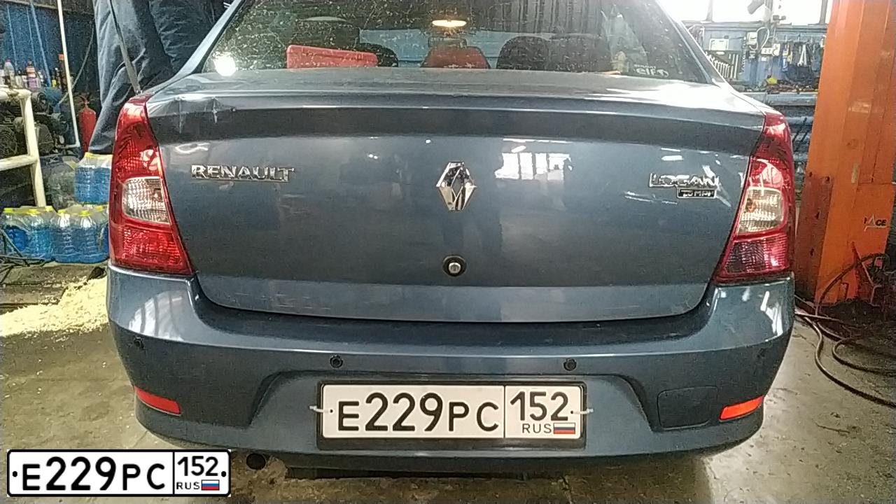 Фото автомобиля RENAULT LOGAN, 2011 — госномер Е229РС152. Цвет: СЕРО-СИНИЙ