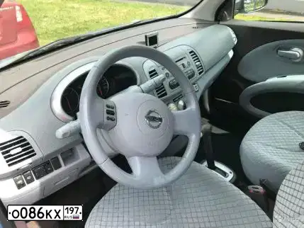 Фото автомобиля NISSAN MICRA, 2006 — госномер Р560КМ40. Цвет: голубой