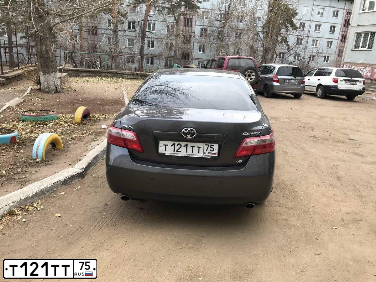 Фото автомобиля TOYOTA CAMRY, 2008 — госномер М653ТН75. Цвет: Серый