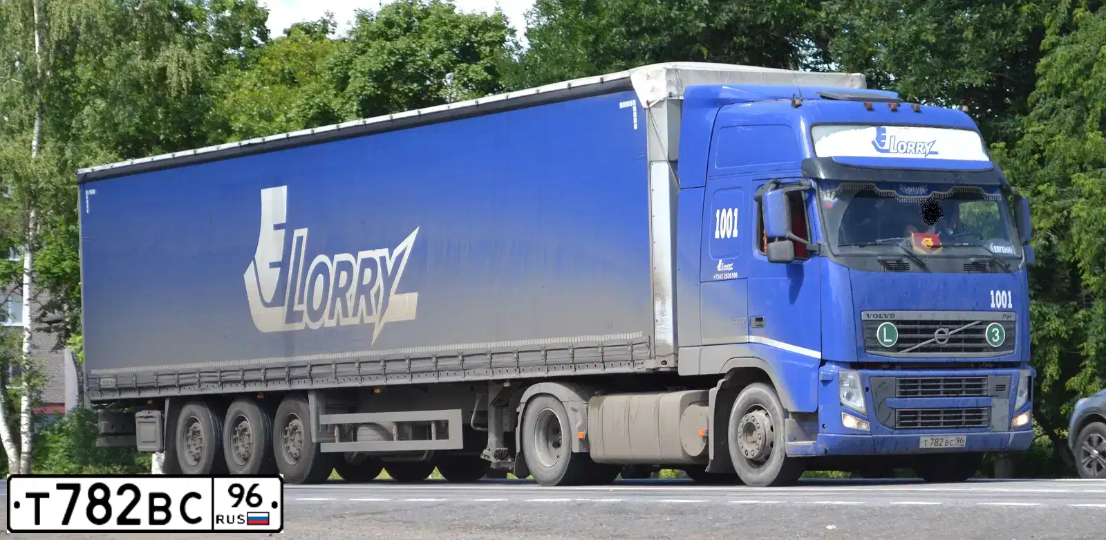 Фото автомобиля VOLVO SERIE FH /4X2/, 2011 — госномер Т782ВС96. Цвет: синий