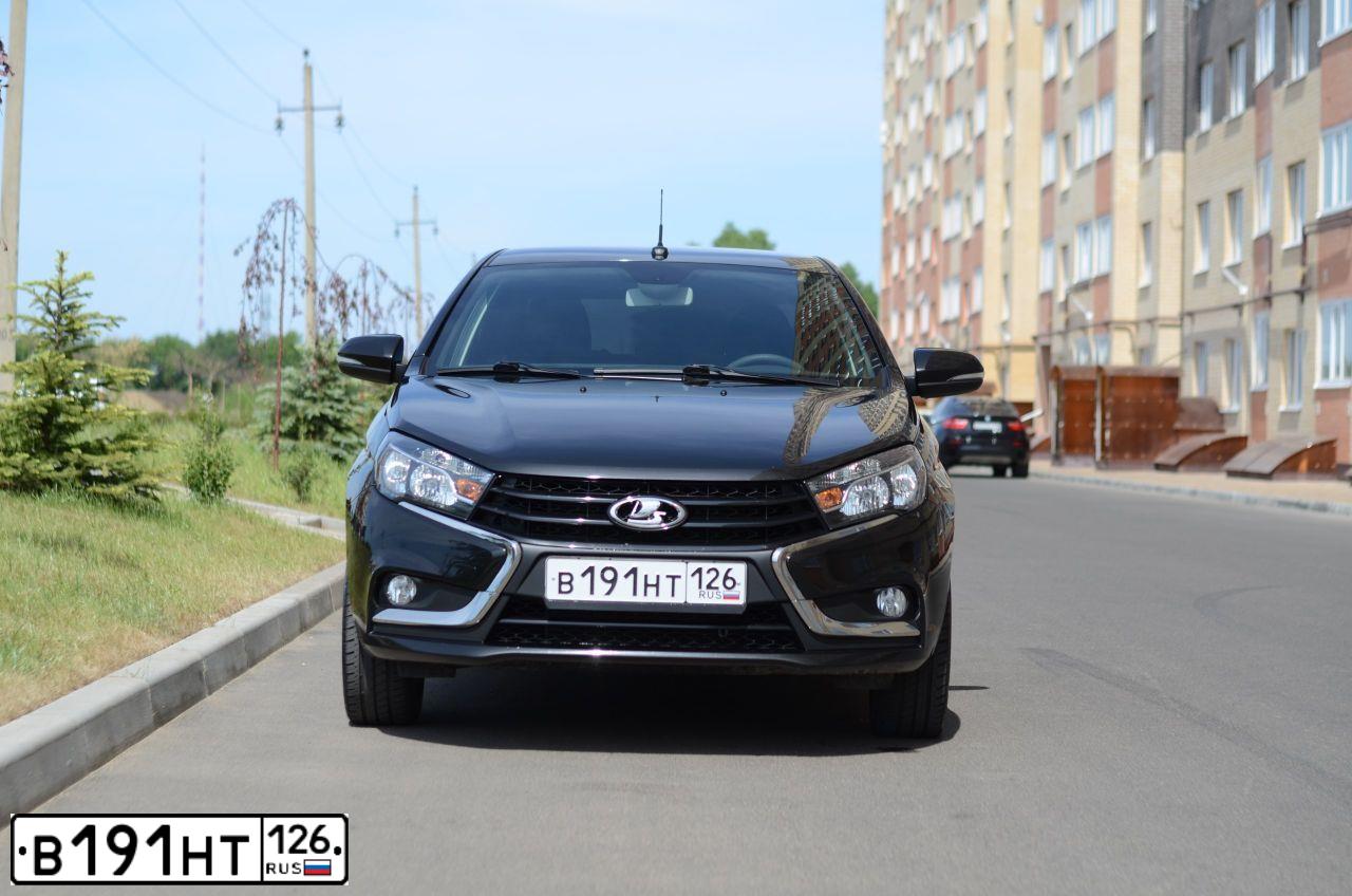 Фото автомобиля LADA VESTA, 2017 — госномер В191НТ126. Цвет: ЧЕРНЫЙ