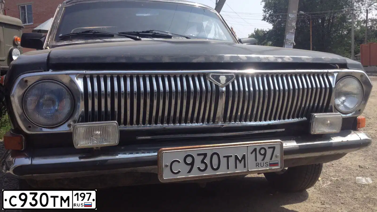 Фото автомобиля GAZ 3102 WOLGA, 1995 — госномер С930ТМ197. Цвет: ЧЕРНЫЙ