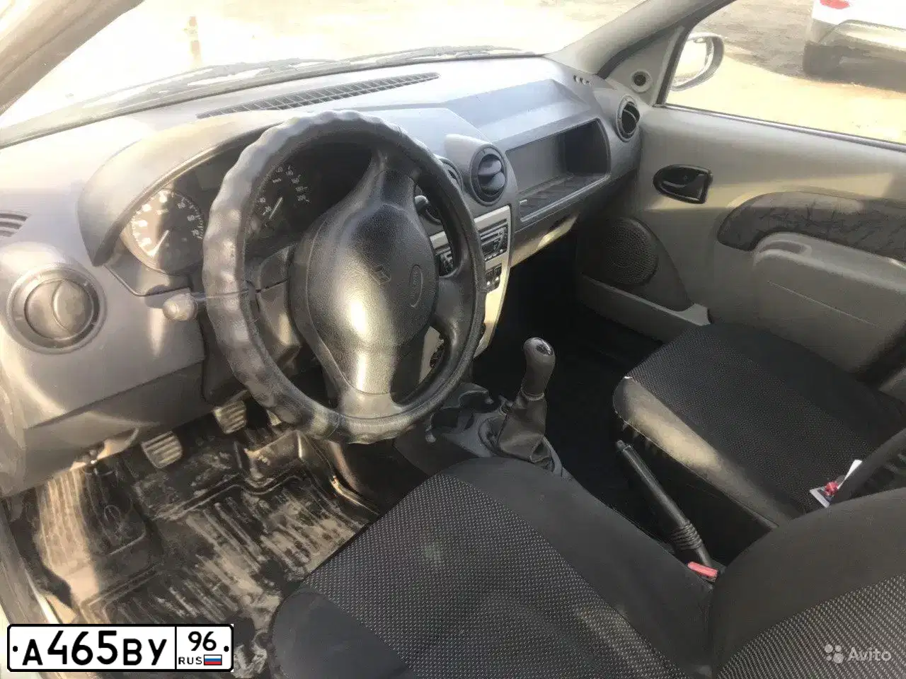 Фото автомобиля RENAULT LOGAN, 2006 — госномер А465ВУ96. Цвет: СВЕТЛО-ЗЕЛЕНЫЙ