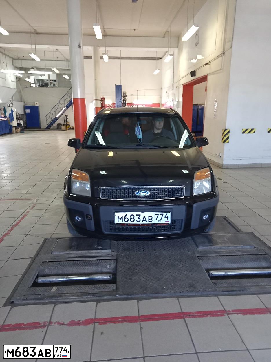 Фото автомобиля FORD FUSION, 2008 — госномер В860ВН702. Цвет: ЧЕРНЫЙ