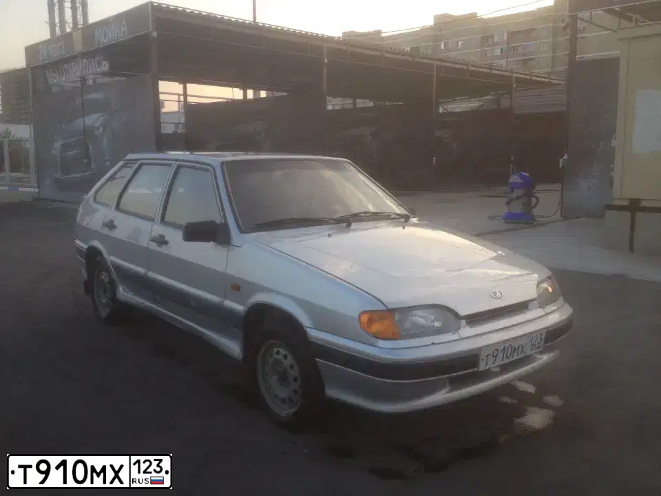 Фото автомобиля LADA 2114 SAMARA, 2005 — госномер Х070ВР93. Цвет: СВЕТЛО-СЕРЕБРИСТЫЙ МЕТАЛЛ